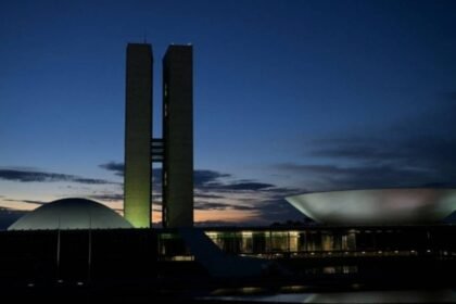 Derrota do governo: Senado engaveta PEC da Segurança e fim da escala 6x1 até depois das eleições