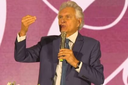 Caiado diz que maior poder da mulher está na família: 'É ela quem sustenta o lar e cria os filhos'