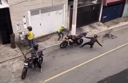Gol contra o crime vira festa nas redes