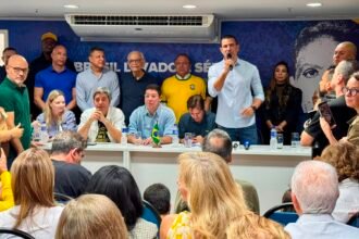 PL oficializa Douglas Ruas ao Governo do Rio e Carlos Portinho ao Senado em convenção no Centro do Rio
