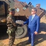 Exército faz demonstração de força para as eleições, e presidente do TRE-RJ acompanha operação antidrone