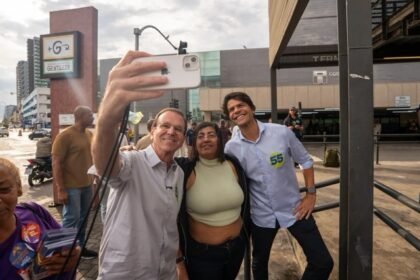 Paes promete 'exportar' modelo do BRT e ampliar metrô no Rio