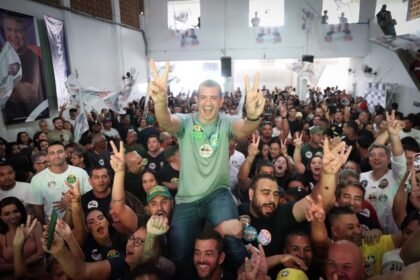 Douglas Ruas abre o jogo antes da estreia na TV e antecipa primeiro programa eleitoral
