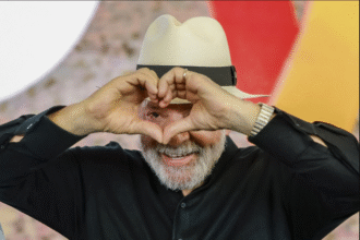 Lula quer reduzir o poder do Congresso sobre o Orçamento e diz adeus ao 'Lulinha paz e amor': agora é 'Lulinha porreta