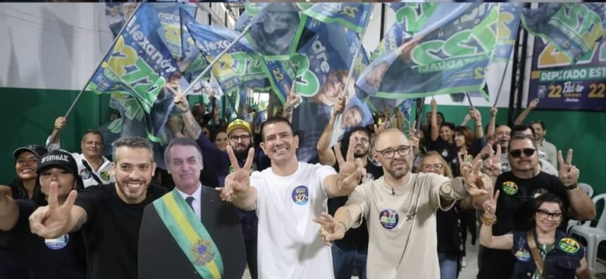 'Como eles conseguiram entrar lá?': Douglas Ruas provoca adversários sobre políticos em áreas dominadas pelo crime