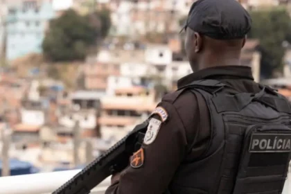 No Rio, bolsonarista quer o território de volta; lulista quer a polícia na mira, mostra Quaest