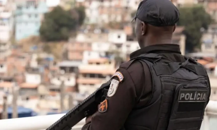 No Rio, bolsonarista quer o território de volta; lulista quer a polícia na mira, mostra Quaest