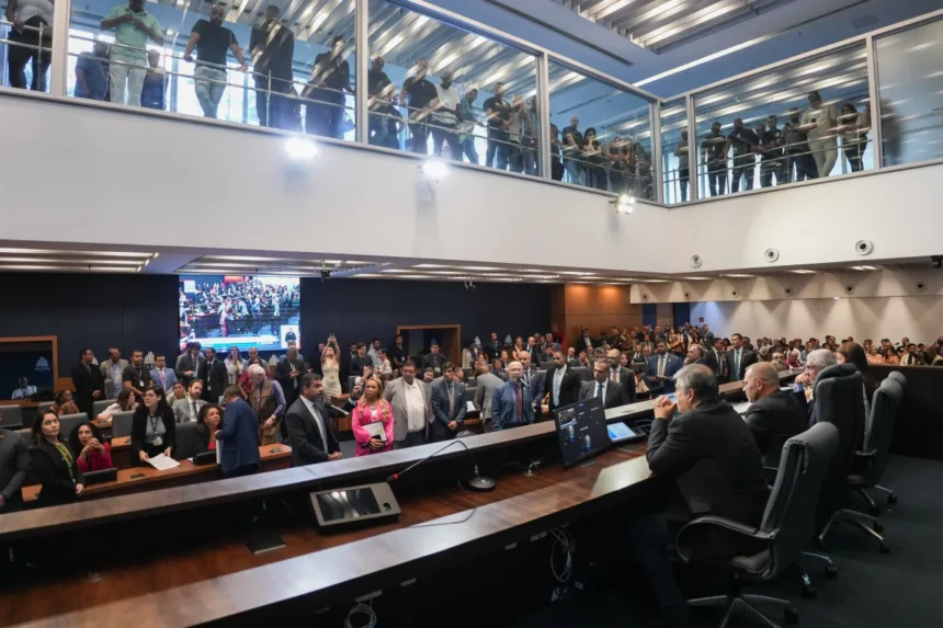 Alerj em disputa: 59 deputados tentam salvar seus mandatos em 2026