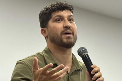 Domingo de largada: Siri começa campanha no Aterro e comemora aniversário em Campo Grande