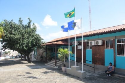 São Pedro da Aldeia: R$ 540 mil por um depósito que ainda não funciona