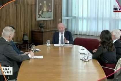 'Fake news, né, presidente?': Jornalista enquadra Lula ao vivo após ele repetir mentira sobre Nossa Senhora
