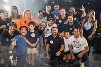 José Aldo e Léo Moura entram em campo por Pampolha em mobilização com mais de 5 mil pessoas em Bangu