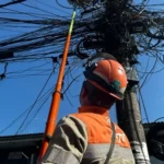Gatos de luz: R$ 1,3 bilhão some por ano no RJ — dinheiro daria para abastecer casas no ES por um mês