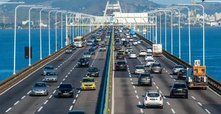 Fim do 'freia no radar': Ponte Rio-Niterói terá teste de velocidade média
