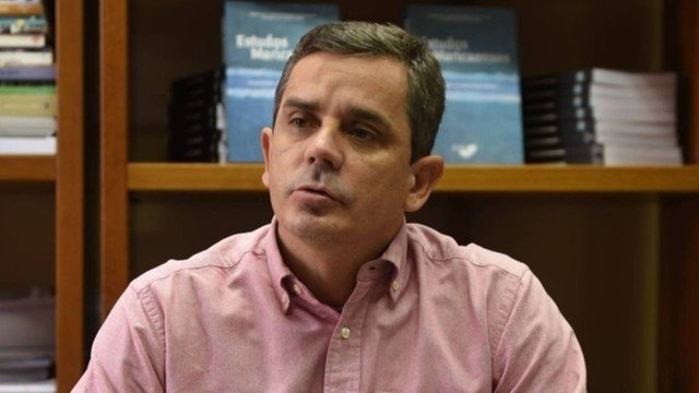 Ex-aliados dão as costas a Fabiano Horta e barram homenagem na Câmara de Maricá